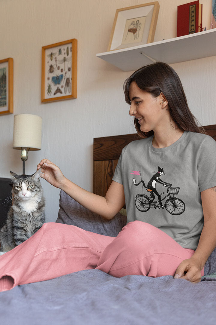 Bicycle Cat Women's Graphic Tee