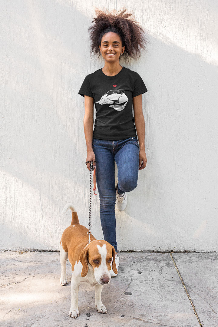 Dog and Cat Cuddling Women's Graphic Tee