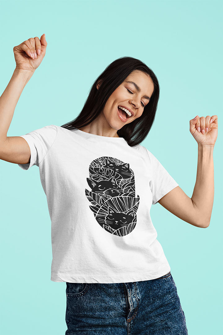 Embrace the Wild with the Jungle Cats Tee – Perfect for Cat Lovers!