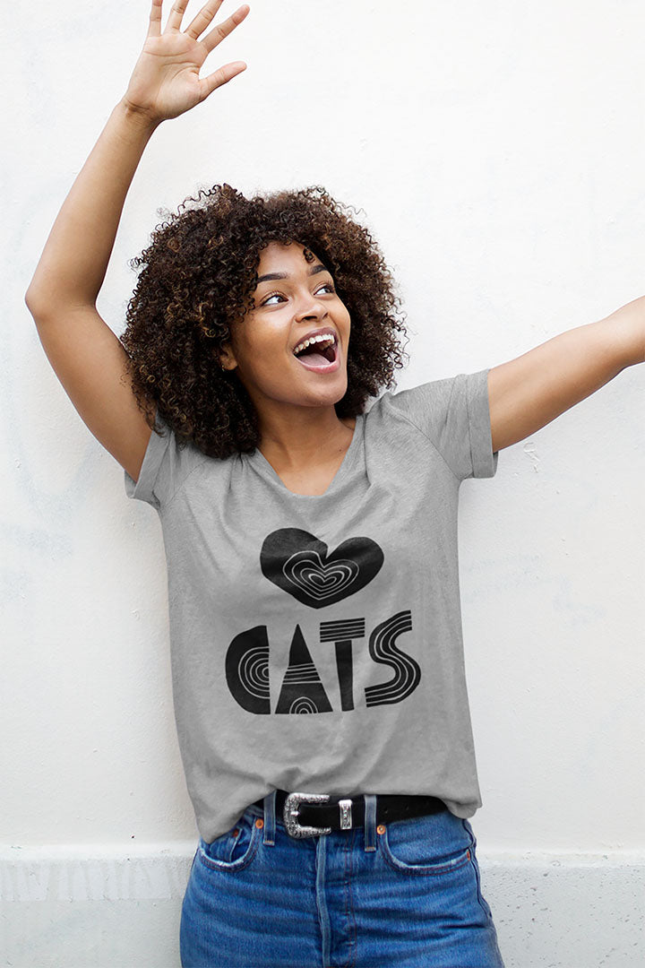 Love Cats Women's Graphic Tee