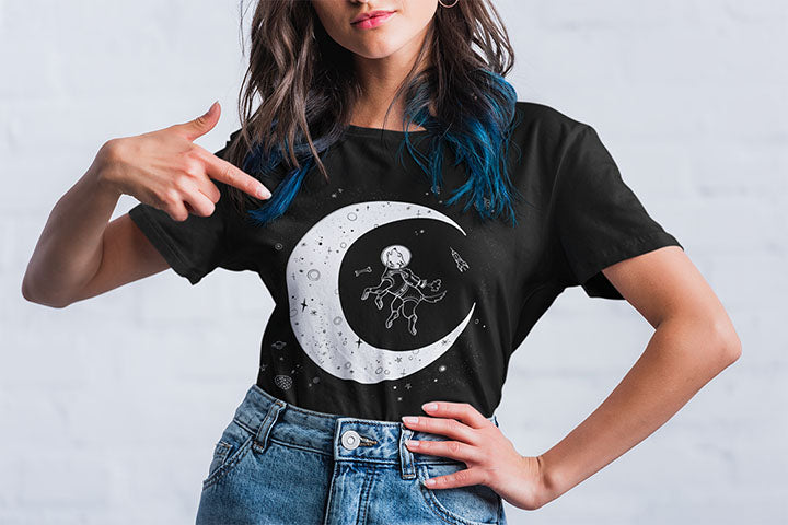 Moon Dog women's Graphic Tee