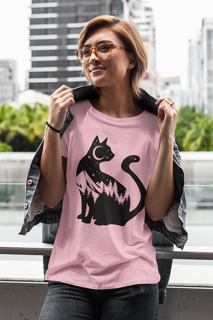 Purrfectly Stylish – Sitting Cat Graphic Tee!