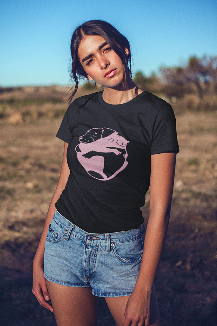 Pink Dog & Cat Hugging Women's Graphic Tee