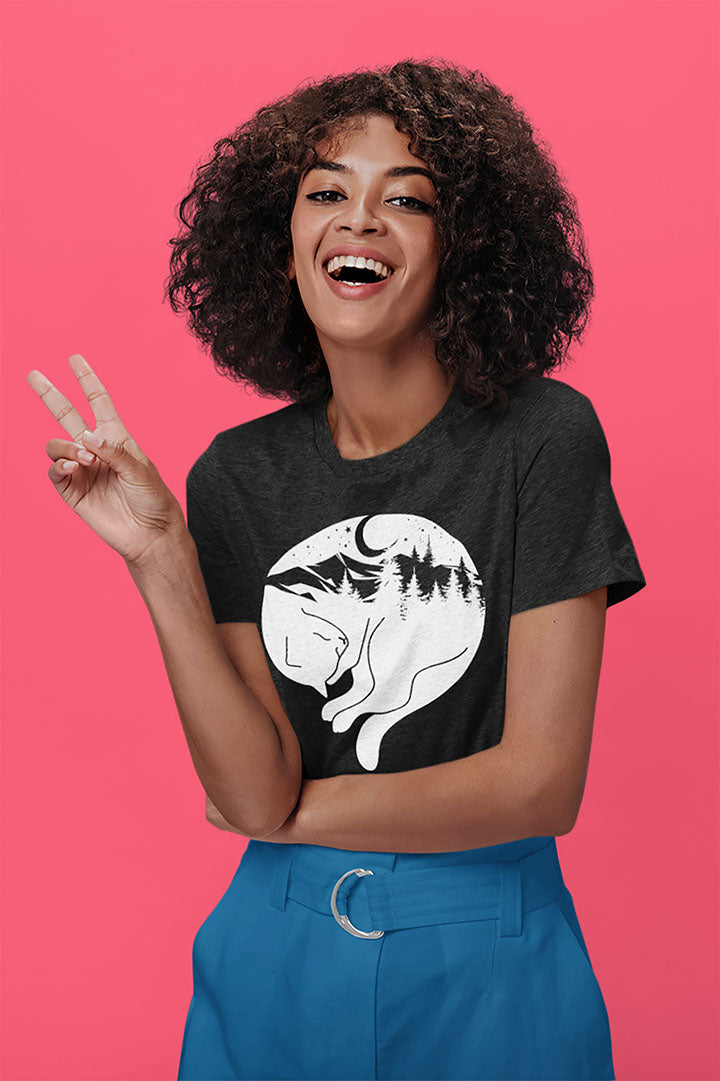 Dreamy Comfort – Sleeping Cat Tee!