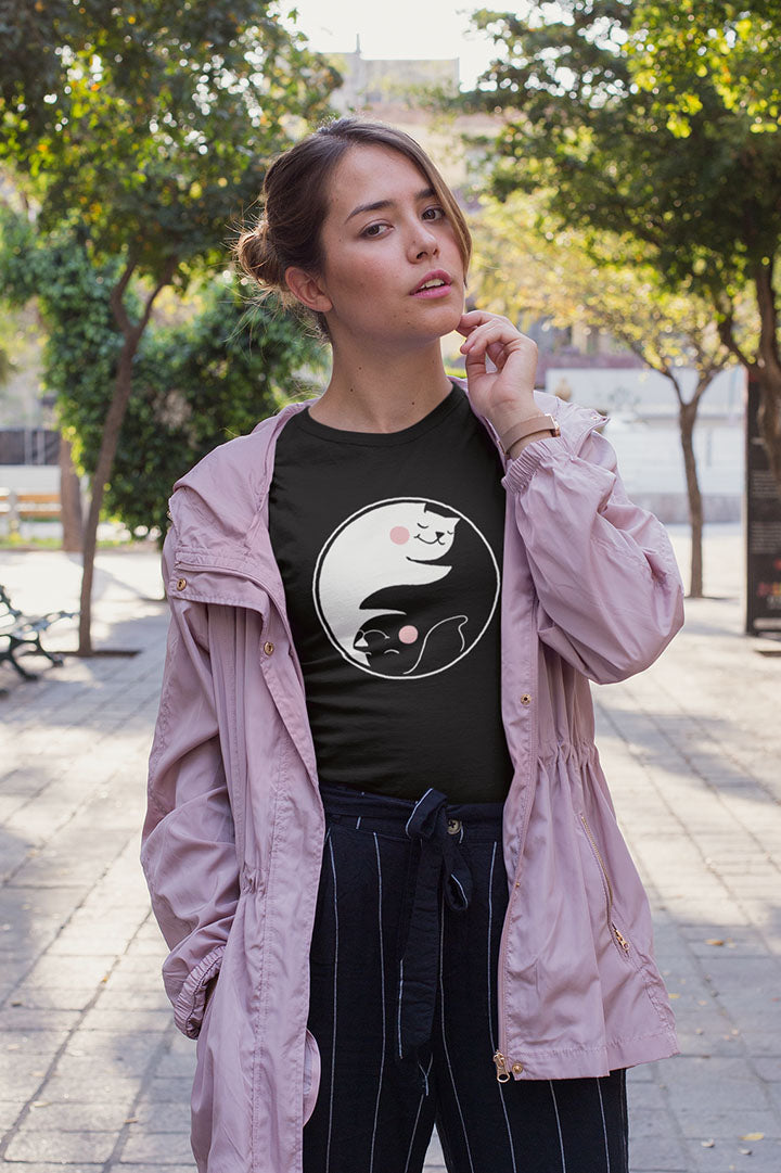 Yin Yang Women's Graphic Tee
