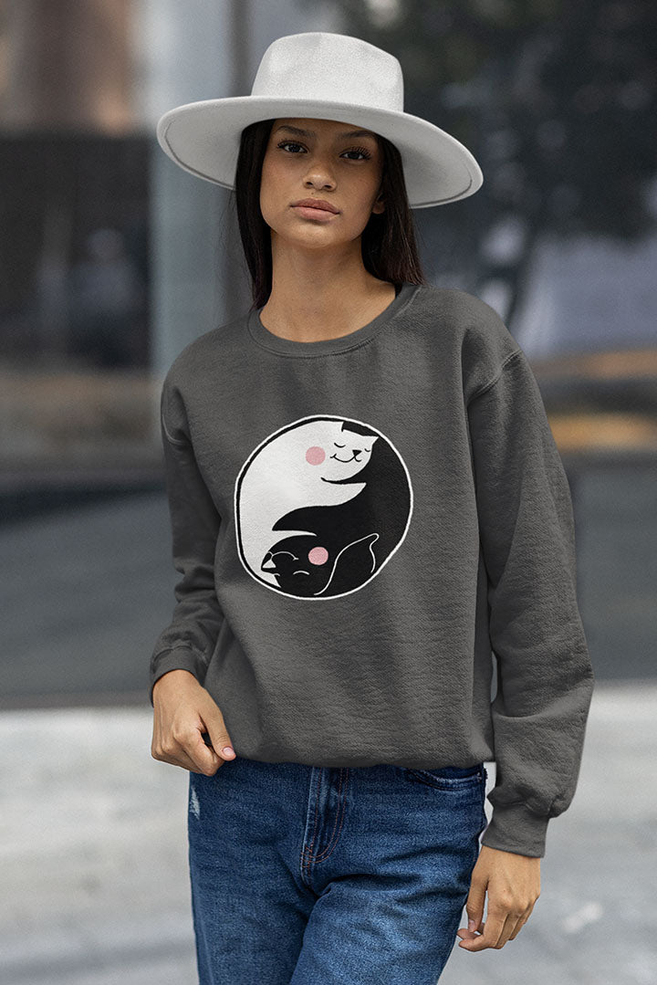Yin Yang Women's Heavy Blend Crewneck Sweatshirt