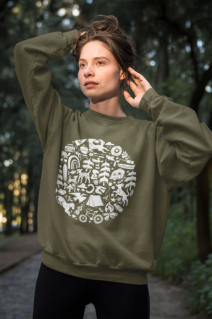 Camping Dogs Women's Heavy Blend Crewneck Sweatshirt