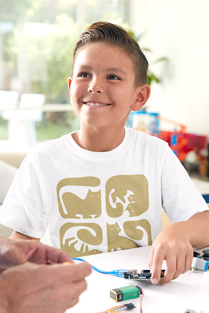 Meow-tastic Style for Cat-Loving Kids!