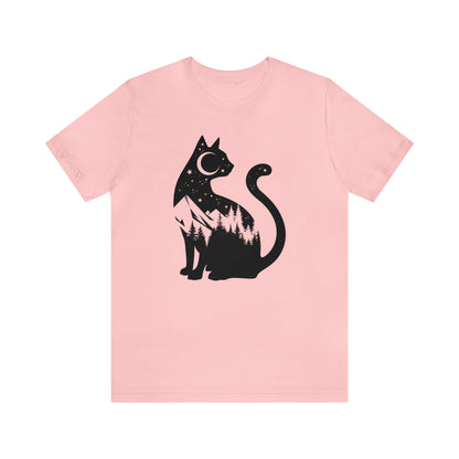 Mountain Cat Women's Graphic Tee