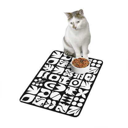 Dogs and Squirrels Graphic Pet Food Mat (12x18)