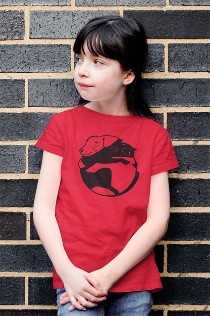 Snuggle Up in Style – The Dog & Cat Hugging Kids' Graphic Tee!