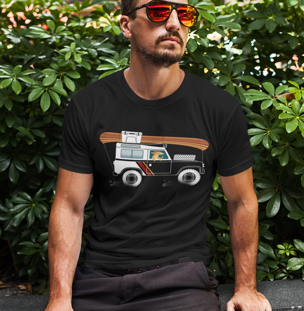 Land Rover Camping Dog Men's Graphic Tee