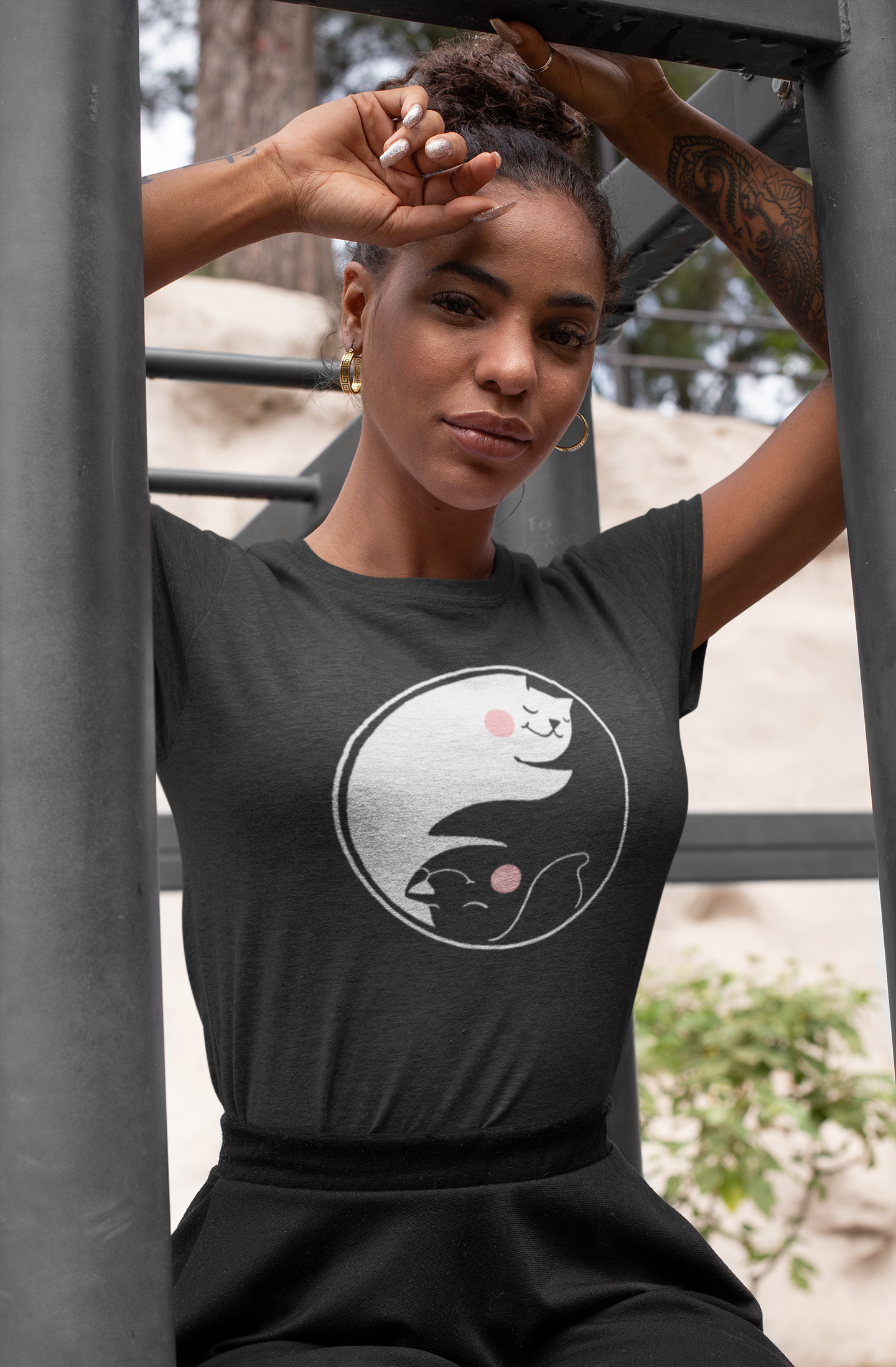 Yin Yang Women's Graphic Tee